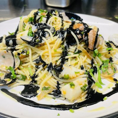 Spaghetti__Alle_Clams_w_fino__squid_ink